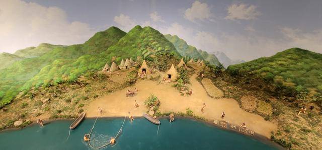 전시관에 전시된 신석기시대 비봉리마을 복원 그림.