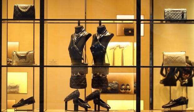 샤넬의 매장 진열대 모습. /연합뉴스