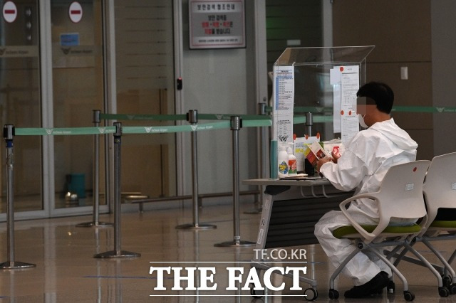 지난 추석 연휴 오전 인천국제공항 입국장이 한적한 모습을 보이고 있다. / 인천국제공항=남윤호 기자