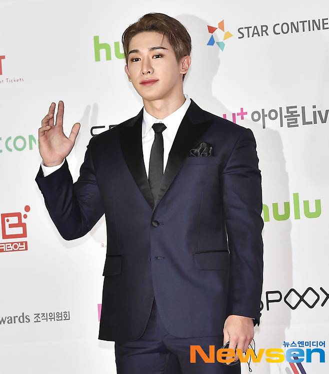 On the afternoon of December 2, the 2021 Asia Artist Awards red carpet event was held at KBS Arena in Gangseo-gu, Seoul.On this day, Singer Lim Young-woong, Kang Daniel, Snake Snake, Wonho, Woods, Kwon Eun-bi, Alexa Spa, Brave Girls, Weekly, Stacey, ITZY, Everglove, Space Girl, Momo Land, The Boys, Seventeen, New East, Astro, Pentagon, Golden Child, 19, Kingdom, Blitzers are actors Lee Jung-jae, Young-in, Lee Seung-ki, Cha Eun-woo, Do Young, Hwang Min-hyun, Heo Sung-tae, Han Sohee, Kim Joo-ryong, Kwon Yu-ri, Song Ji-hyo, Park Joo-mi, Moon Ga-young, Cha Ji-yeon, Jeon Yeo-bin, Sung Hoon, Lee Jun-young, Park Gun-il, I shone my seat.