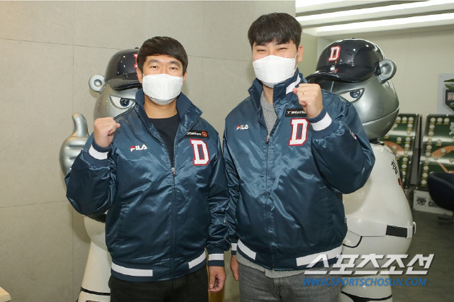 김지용-임창민(왼쪽부터). 사진제공=두산베어스