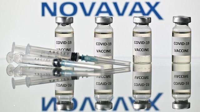 오미크론 백신생산은 노바백스가 제일 빠를 듯 - 노바백스가 빠르면 다음달부터 오미크론 백신 생산이 가능하다고 밝혔다.