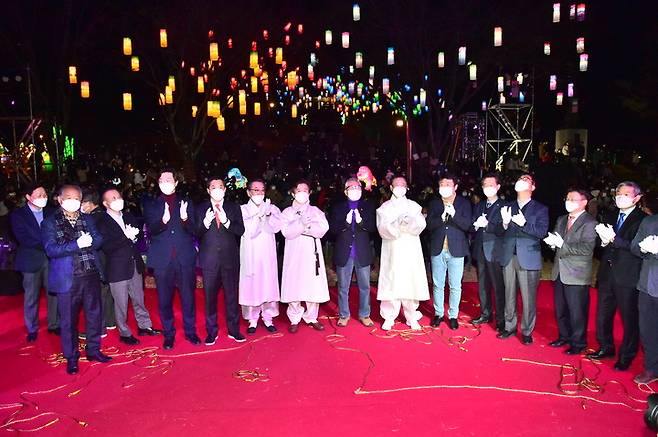 [진주=뉴시스] 진주유등축제 개막 점등식. *재판매 및 DB 금지