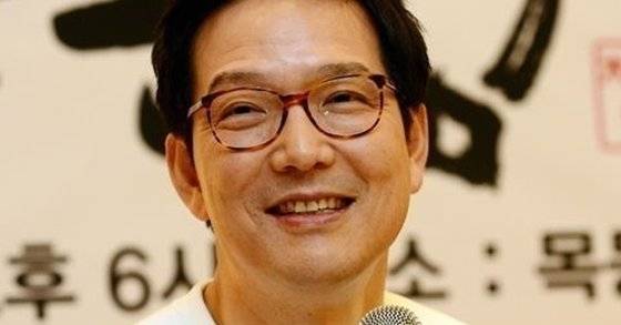 윤석열 대선 후보 선거대책위원회 공동선대위원장으로 내정됐던 함익병 함익병앤에스더클리닉 원장. 일간스포츠