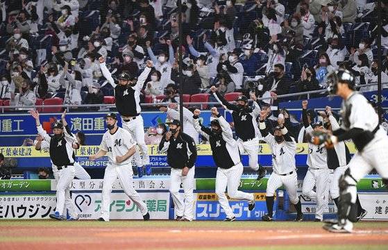 일본 프로야구 지바롯데 말린스 선수들. [교도=연합뉴스]