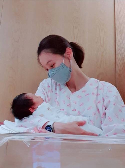 윤소이 득녀소감 사진=윤소이 SNS