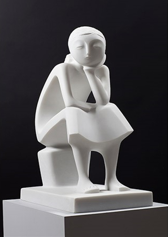 최종태, 생각하는 사람, 2012, 대리석, 70x27.5x43.2cm. 국립현대미술관