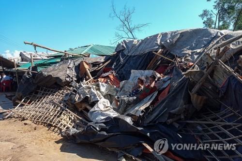 로힝야족 캠프의 부서진 상점  [AFP 연합뉴스 자료사진. 재판매 및 DB 금지]
