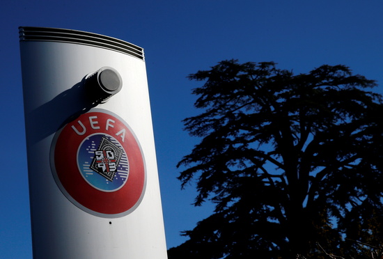 유럽축구연맹(UEFA)이 13일 오후(한국시각) 챔피언스리그 16강 대진 추첨에서 있었던 대진 추첨에 오류가 있었음을 인정하고 재추첨을 결정했다. 사진은 스위스 니옹에 위치한 UEFA 본부. /사진=로이터
