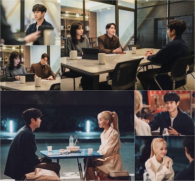 That year we were caught in the uncomfortable business scene of Choi Woo-shik and Kim Da-mi.SBSs Drama That Year We (director Kim Yoon-jin, playwright Ina Eun, production studio N and Super Moon Pictures) released three faces of Choi Woong (Choi Woo-shik), Kim Da-mi, and Lee Joon-hyuk, who are curiously tense on December 14, ahead of the four-time broadcast ...The close distance between Jessie J (played by Roh Jung) and Choi Woong, who can not be dried, stimulates curiosity.Choi Woong, the former director of the National Training Institute, was forced to summon him in the last broadcast; two people who were offered to shoot again in 10 years due to the popularity of the documentary, which was filmed during school days.Choi Woong, who refused Kim Ji-woong (Kim Sung-chul)s appearance at once, changed his mind to pursue the national training and the reversal of the charter.He embarrassed Kook Yeon-su for a month of documentary shooting on condition of participating in a collaboration live drawing show.Meanwhile, the photos released include Choi Woong, who was in a meeting as a Goo artist, and the old girlfriend, Kuk Yeon-su and client Jang Do-yul.I feel a complicated feeling that I do not know in the face of Choi Woong, who looks at the national training side by side.I wonder what changes will be made to the business with the uncomfortable and awkward X-Couple in the world, and the appearance of the third party, which is constantly concerned about it, to the two.The appearance of Choi Woong and EnJessie J on a midnight stall date (?) is also interesting.Idol Ensie J., who claimed to be a fan of Choi Woong, saying that it was comforting to see his painting.The smiles of those who sit face to face in a relaxed atmosphere and playfully bump into the glass attract attention.The relationship between Choi Woong and En Jessie J, which is unlikely to fit in, will continue, and attention is focused on the unexpected meeting of the two.