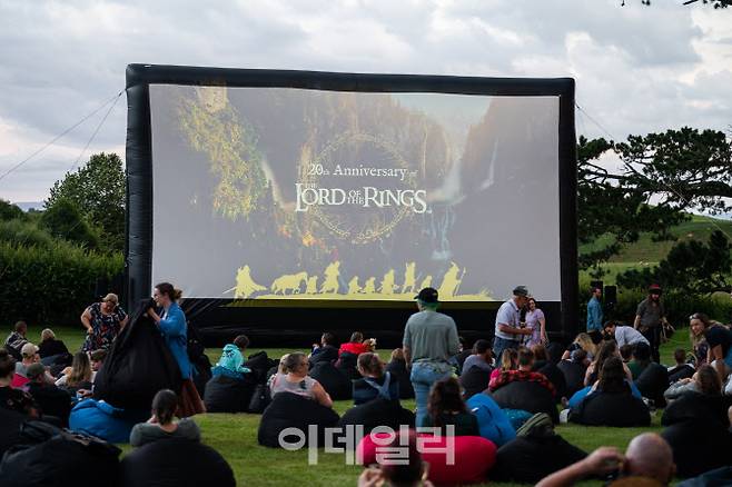 지난 10일 뉴질랜드 호비튼에서 열린 반지의 제왕 20주년 기념 야외 상영회(사진=뉴질랜드관광청)