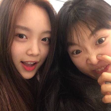 이런 언니, 이런 동생이 있다면 참 든든하겠지요. 서로 닮아가며 의지하는 두 분./사진=독자님 제공.