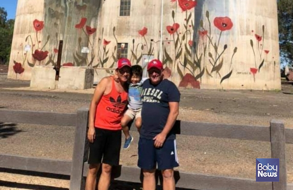 비렐 씨는 이제 외롭지 않다. 그를 지지해주는 또 다른 가족이 있기 때문이다. ⓒ비렐