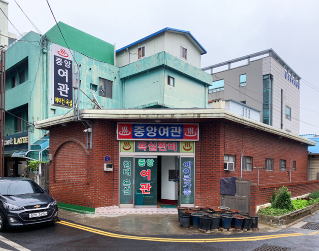 조치원 역전마을의 옛 건물들 - 조치원역 여관골목