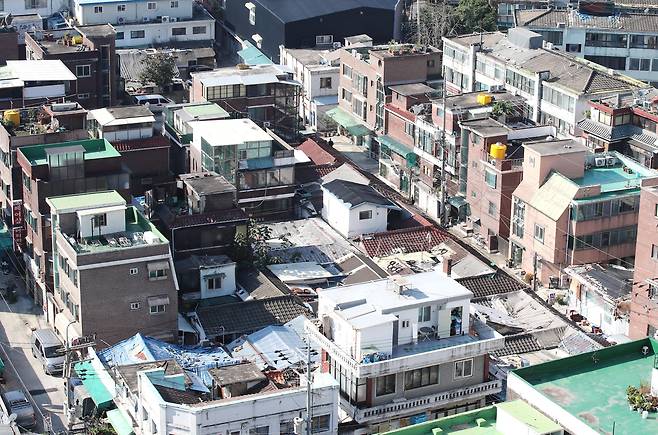 지난 10월 24일 촬영된 서울의 한 빌라촌 전경. /연합뉴스