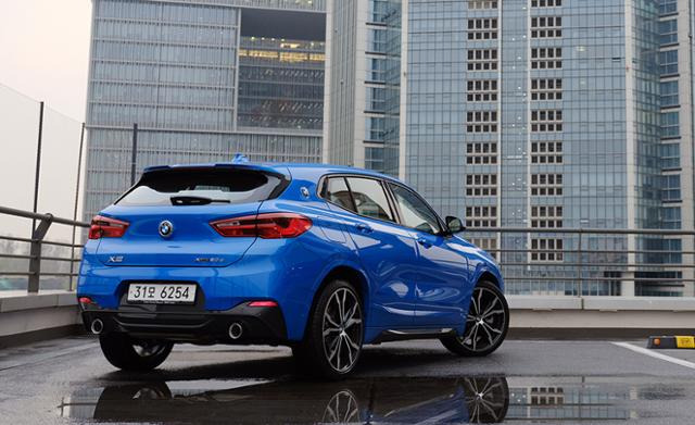 BMW X2