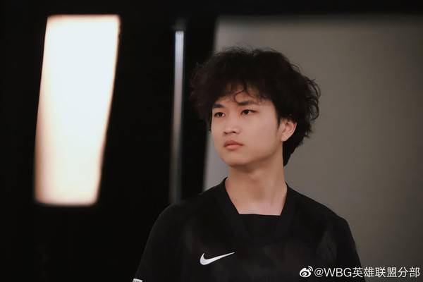 사진=웨이보 게이밍(WBG) 공식 웨이보, 바텀 라이너 후안펑