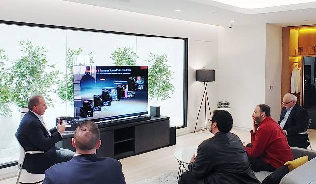 LG전자 혁신 제품들이 미국 라스베이거스에서 열린 세계 최대 가전·IT 전시회 'CES 2022'에서 미국 소비자기술협회로부터 받은 최고 혁신상 및 혁신상 24개를 비롯해 전시기간 중 유력 매체들이 선정한 어워드 등 약 90개 상을 받았다. / LG전자 제공