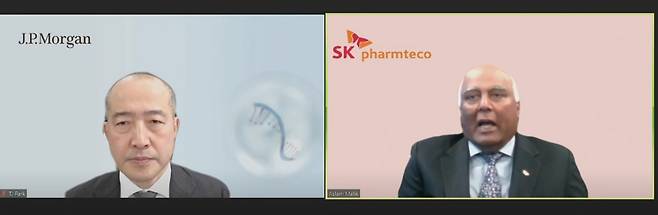 박태진 JP모건코리아 대표(왼쪽)와 SK팜테코 아슬람 말릭 대표이사(CEO)/JP모건 헬스케어 콘퍼런스 화면 캡처