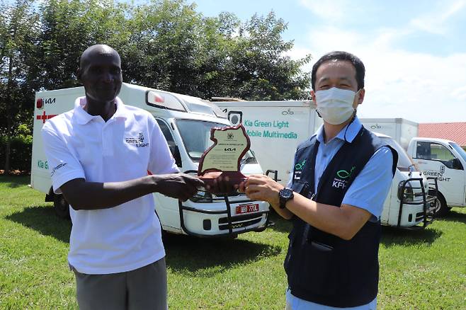 기아대책 이재은 국제사업지원팀장은 "현지 직원들은 자신의 나라 어린이들이고 이웃주 민이기 때문에 누구보다도 열정적으로, 훨씬 더 진실하게 지원 사업을 한다"며 현지 이양의 필요성과 현지 공동체 역할의 중요성을 강조했다.