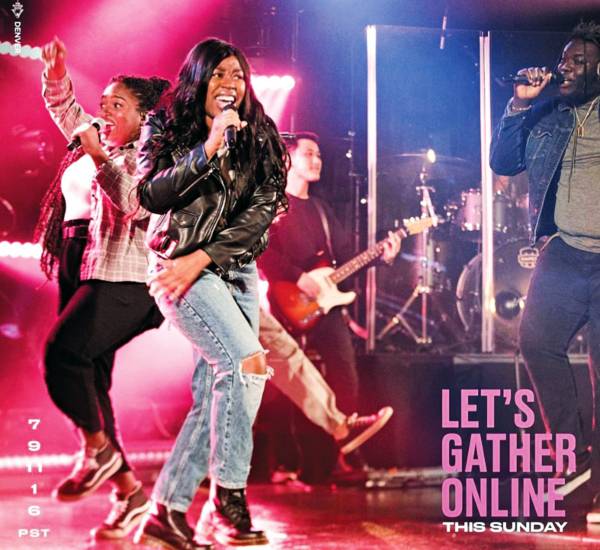 포터스하우스덴버교회가 페이스북을 통해 온라인예배 참여를 독려하는 문구. 포터스하우스덴버교회 페이스북