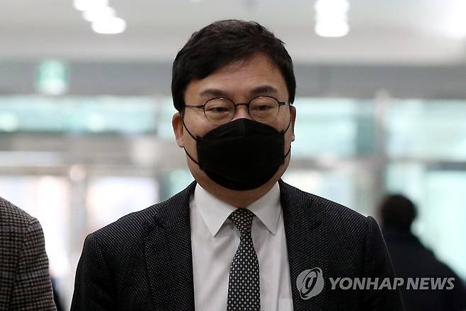 '횡령·배임 혐의' 이상직 징역 6년 법정구속 [연합뉴스 자료사진]