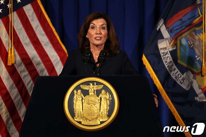캐시 호컬 뉴욕주 주지사 © AFP=뉴스1 © News1 우동명 기자