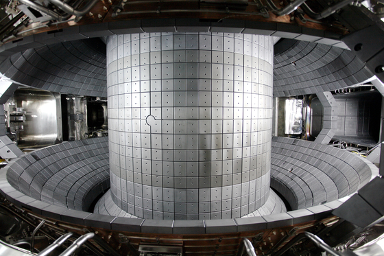 The Kstar's tokamak is the donut-shaped containment vessel that holds the fuel in a magnetic field as fusion takes place. Inside the tokamak, hydrogen isotopes are heated up to reach plasma state, where they fuse with each other under the immense heat and create energy in the process. [KFE]