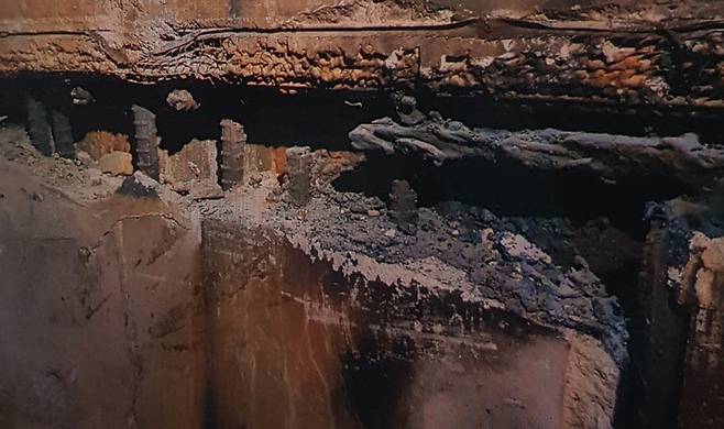 [광주=뉴시스] 변재훈 기자 = 광주 현대산업개발 신축 아파트 붕괴 사고 현장에서 지난해 3월께(추정) 공사 관계자가 촬영한 지하층 내부 모습. (사진=독자 제공) 2022.01.15. photo@newsis.com *재판매 및 DB 금지