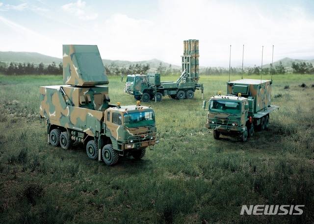 [서울=뉴시스]국내 자체 기술로 개발한 탄도탄 요격 체계 천궁 II (사진=방위사업청 제공) 2020.11.26. photo@newsis.com