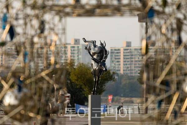 한강공원 조각 예술작품. 사진=서울시