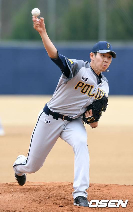 [OSEN=최규한 기자] 병역의무를 이행하기 위해 경찰 야구단에 입단한 이대은. 경찰 야구단 시절 선발투수로 나선 이대은. 2018.04.03 /dreamer@osen.co.kr