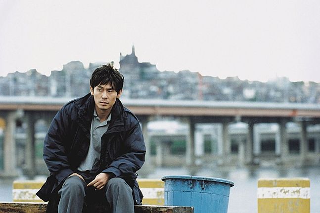 영화 '박하사탕'(1999) 스틸컷 ⓒCGV 아트하우스