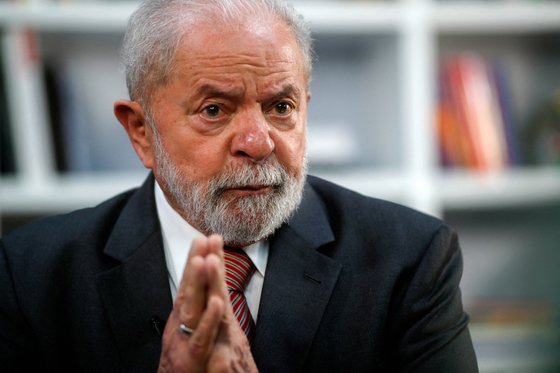 루이스 이나시우 룰라 다 실바 전 브라질 대통령이 지난해 12월 17일 로이터와 인터뷰하고 있다. 로이터=연합뉴스