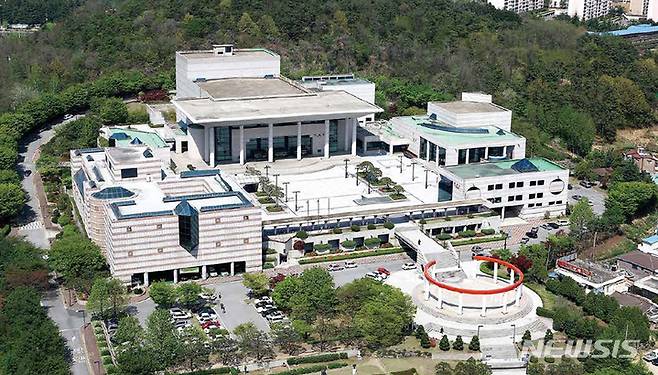 [광주=뉴시스] 광주 북구 광주문화예술회관 전경. (사진=광주문화예술회관 제공). photo@newsis.com *재판매 및 DB 금지