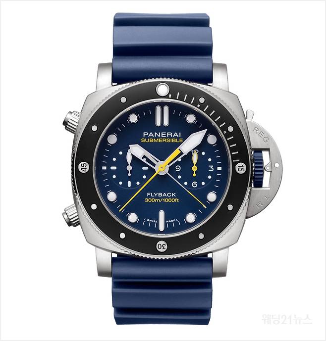 사진 : 파네라이 섭머저블 크로노 플라이백 마이크 혼 에디션 워치 2400만원대