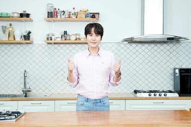 규현 역시 가수로서의 본업에 충실하는 한편 예능감의 장점을 살린 행보로 대중의 사랑을 받고 있다. JTBC 제공