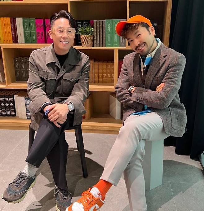 [서울=뉴시스] 윤종신 인스타그램 캡처 . 2022.01.25. (사진= 인스타그램 ) photo@newsis.com*재판매 및 DB 금지 *재판매 및 DB 금지