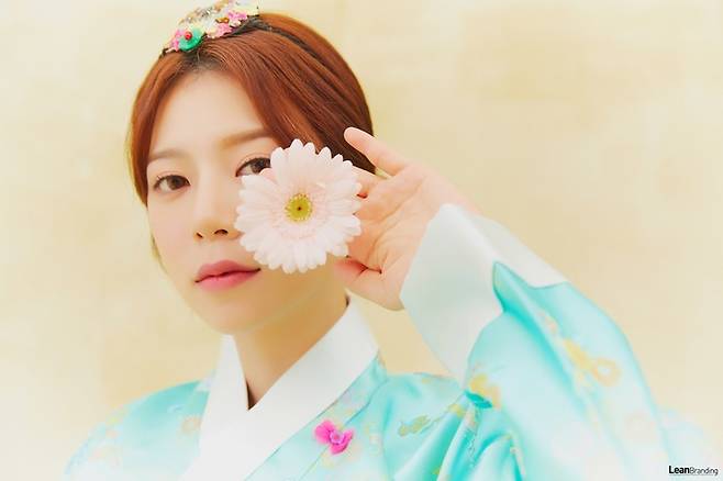 [서울=뉴시스] '미스트롯2' 양지은, 선한 영향력 전파...고향 제주에 1천만원 기부 2022.01.25 (사진=린브랜딩 제공) photo@newsis.com*재판매 및 DB 금지 *재판매 및 DB 금지