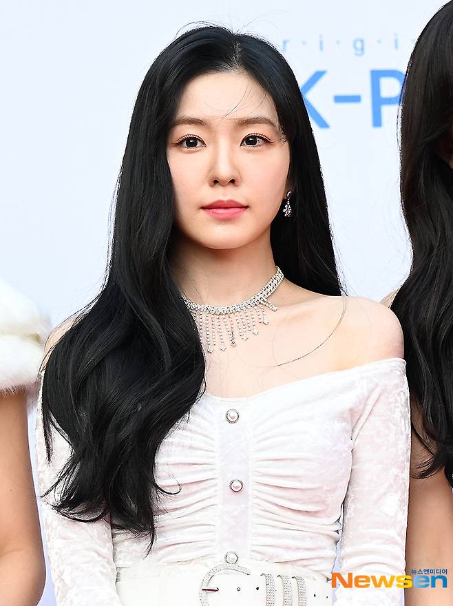 Girl group Red Velvet Irene has a photo time at the 11th Gaon Chart Music Awards Photo Wall, which will be held on January 27 at a special stage at Jamsil Indoor Gymnasium in Songpa-gu, Seoul.