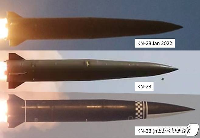 위부터 북한이 27일 발사한 단거리탄도미사일, '북한판 이스칸데르' KN-23, 작년 3월 발사한 KN-23 개량형 (조셉 뎀시 트위터) © 뉴스1