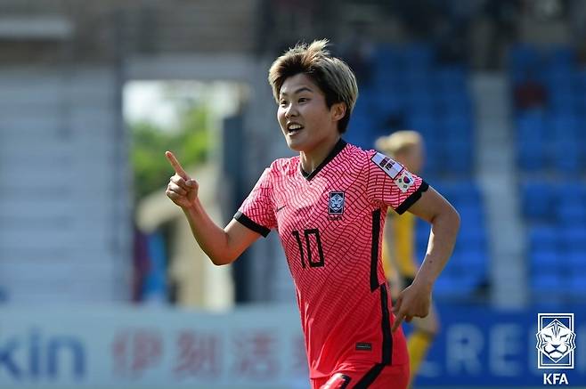 한국 여자축구대표팀의 '월드 클래스' 지소연이 호주와의 8강전에서 득점한 뒤 기뻐하고 있다. [대한축구협회 제공]