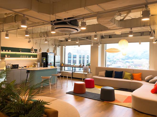 서울 종로구 삼환빌딩 에이치소아이어티 본사에 있는 사무실 전경. [에이치소사이어티 제공]