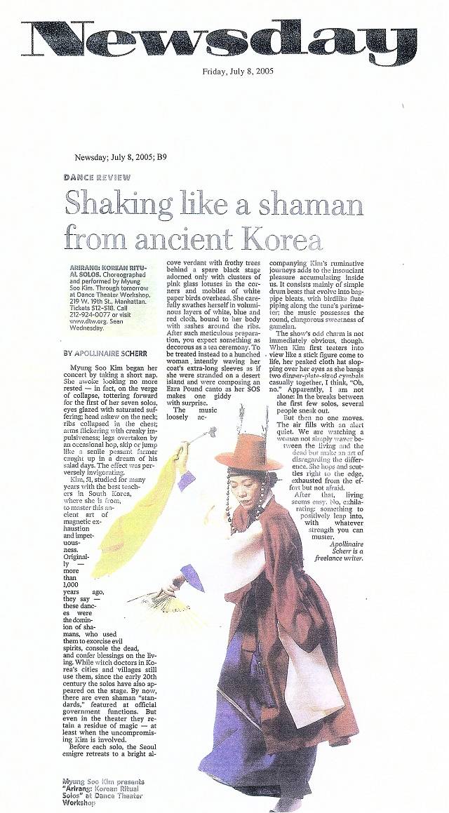 ▲사진9. Newsday, Dance Review, <무용평> By Apollinaire Scherr, July 8, 2005 ⓒLois Greenfield