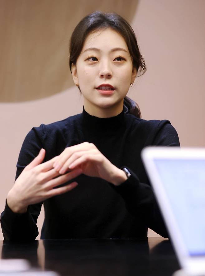 곽민정 KBS 피겨스케이팅 해설위원 (서울=연합뉴스) 이재희 기자 = 곽민정 KBS 피겨스케이팅 해설위원이 지난달 19일 서울 강남구 카페에서 연합뉴스와 인터뷰를 하고 있다. 2022.1.19 scape@yna.co.kr