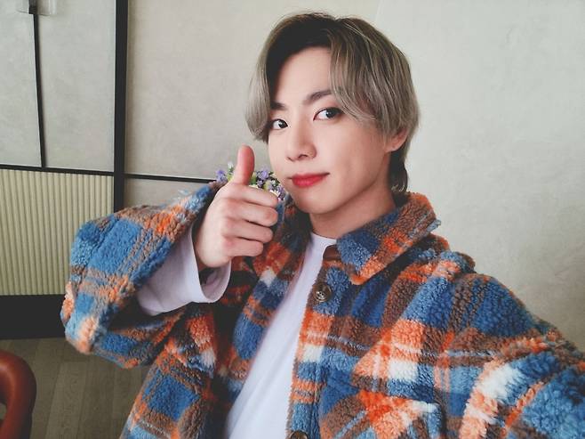 "정국픽 뮤직 데이♥" 방탄소년단 정국 노래 추천 '주말 감성 공유'..멜론 인기 검색 1위