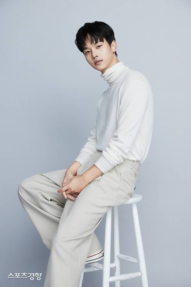 tvN 드라마 ‘배드앤크레이지’에서 경찰 오경태 역을 연기한 배우 차학연. 사진 51k