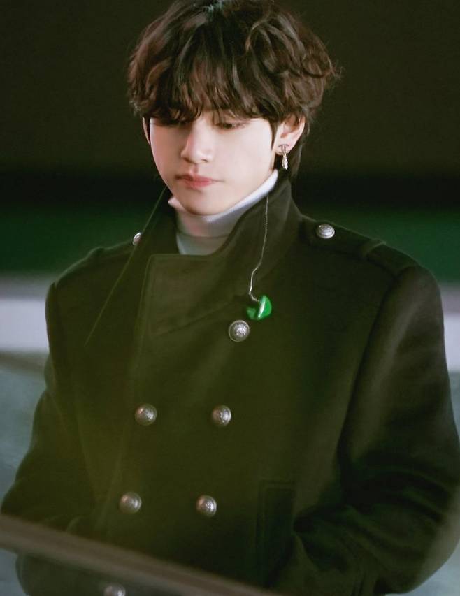 "뉴욕 첫사랑 오빠 다시 옴" 방탄소년단 뷔, 퍼펙트 '뷔주얼'