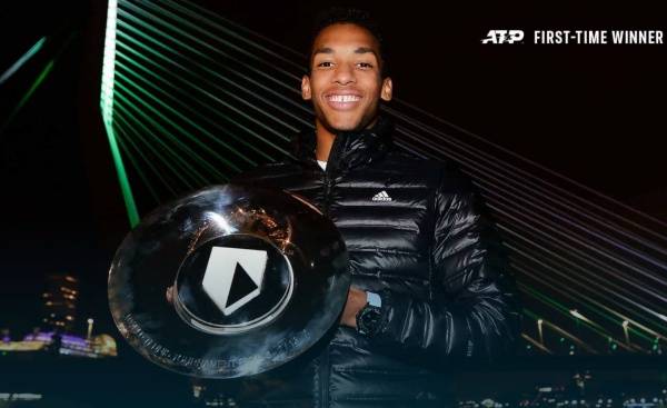 시즌 첫 우승한 오거 알리아심(사진 ATP)