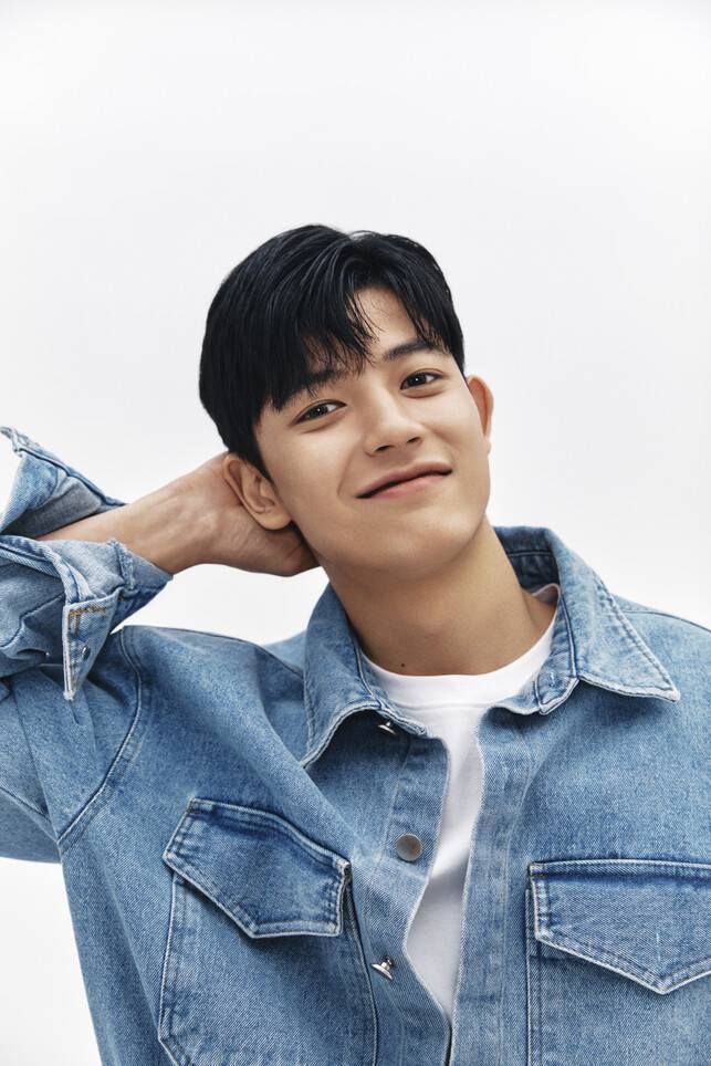 넷플릭스 오리지널 시리즈 <지금 우리 학교는>에서 수혁 역을 맡은 신인배우 로몬. 넷플릭스 제공
